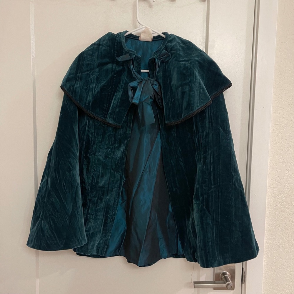Vintage Crushed Velvet Cape Shawl Whimseygoth Victorian Edwardian Style Fall